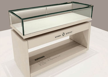 OEM Matte White Wood Glass Display Plinth / نمایشگاه فروشگاه خرده فروشی